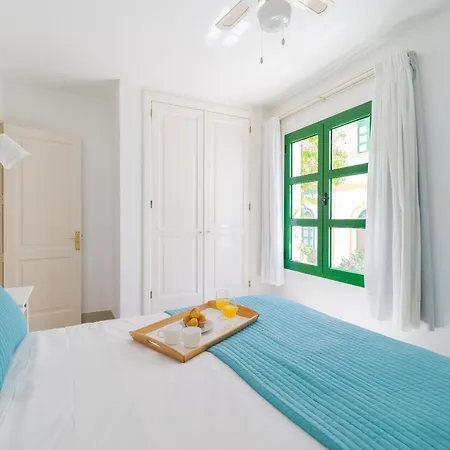 Marina Nº 283 Puerto De Mogan